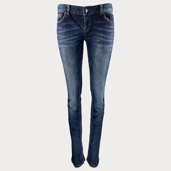 вталени дамски дънки с прав крачол Tom Tailor с отсъпка от онлайн магазин MISMO.BG