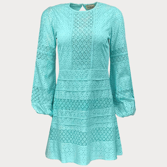 дамска бродирана рокля LACE&BEADS, с широки ръкави и дължина над коленете 