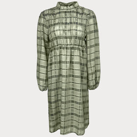 Дамска зелена рокля Saint Tropez. С дълги и широки ръкави, дължина над коляно и лека подплата. Размер L. 