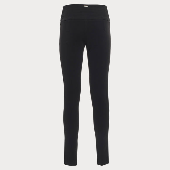 Дамски елегантен панталон в черно