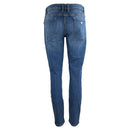 Дамски сини вталени дънки Guess, свободно прилягане, закопчаване с копче и цип, предни и задни джобове. 